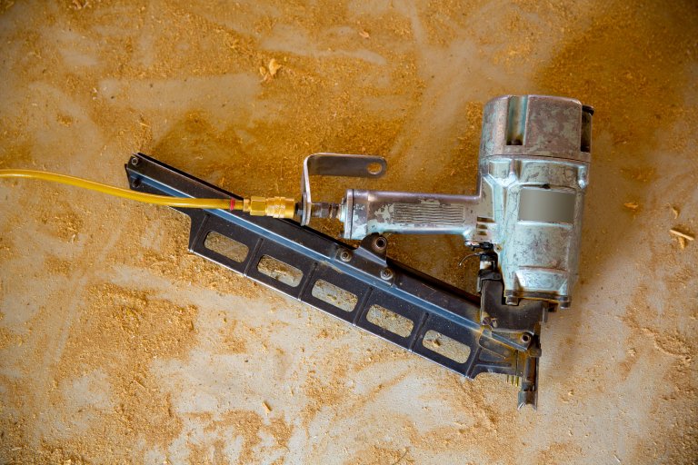 Angled vs Straight Nailer What