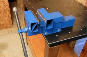 bench vise uses featured image