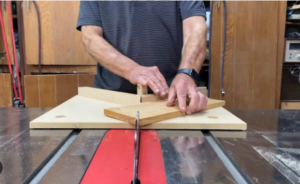 how to cut 60 degree angle on table saw