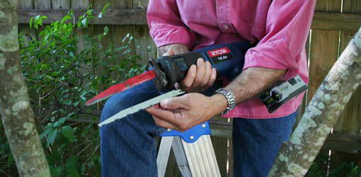 how to use a reciprocating saw for pruning